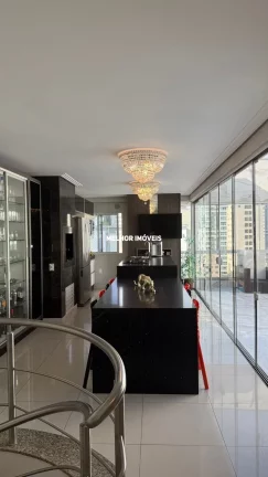 Imagem Cobertura Duplex á venda com 4 suítes, 4 vagas de garagem localizada no coração de Balneário Camboriú.