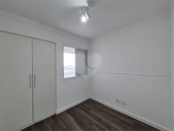 Imagem Apartamento à venda com 2 quartos, sendo 1 suíte, no condomínio Oásis Residencial Club Lapa, São Paulo - SP