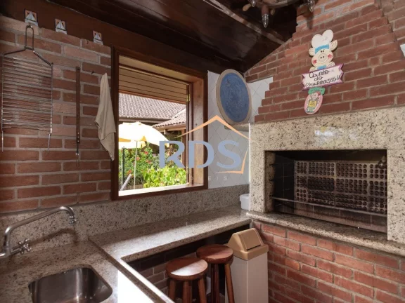 Imagem Linda casa Ubatuba p?(C) na areia ! 592m 06 suítes ! Oportunidade única
