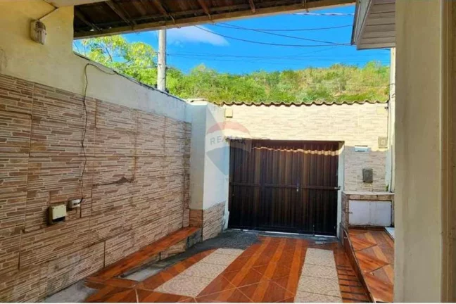 Imagem Casa com 2 quartos à venda em Jardim Sulacap, Rio de Janeiro - RJ