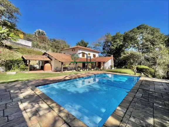 Casa com 3 Quartos à Venda, 3 m² em Moinho Velho - Embu Das Artes