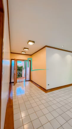 Imagem EXCELENTE SOBRADO À VENDA NO BAIRRO SÃO JOSÉ COM 665 METROS DE CONSTRUÇÃO EM LOCALIZAÇÃO PRIVILEGIADA