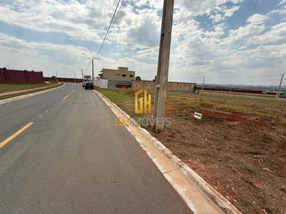 Imagem Condomínio Solaris LagunaÀs margens da GO- 020 Senador Canedo 3 Lotes lado a lado 300,00 MetrosVen...