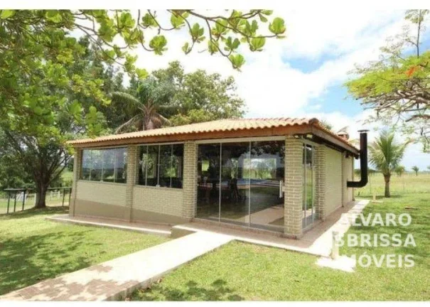 Imagem Haras com 2 dormitórios à venda, 60500 m² por R$ 2.500.000,00 - Zona Rural - Porto Feliz/SP