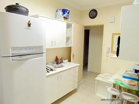 Imagem PITANGUEIRAS- NO CALÇADÃO , LOCALIZAÇÃO ESPETACULAR , GARAGEM NO PRÉDIO.