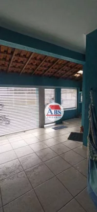 Imagem Sobrado com 2 dormitórios à venda, 96 m² por R$ 310.000,00 - Vila Ponte Nova - Cubatão/SP
