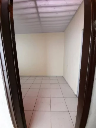 Imagem Casa com 1 dormitório para alugar, 24 m² por R$ 700,00/mês - Vila Curuçá - Santo André/SP