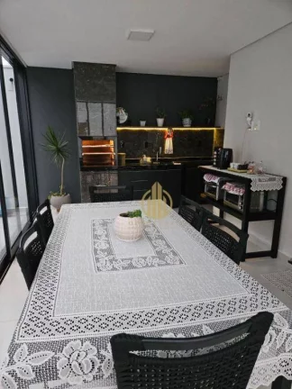 Imagem Casa com 3 dormitórios à venda, 308 m² por R$ 1.500.000 - Cascalho - Lavras/MG