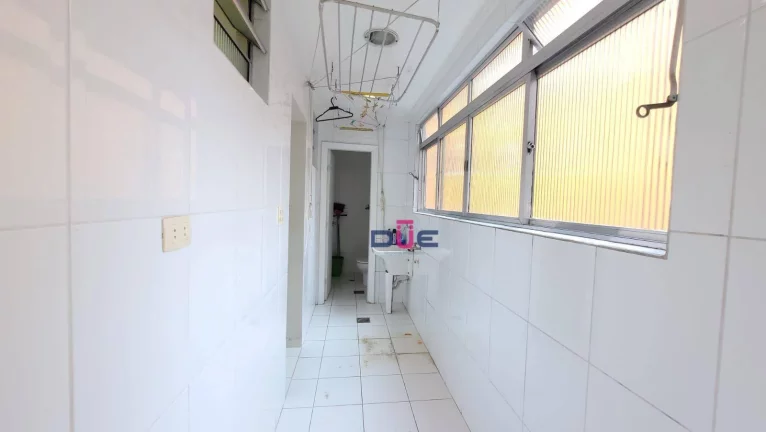 Imagem Apartamento com 3 dormitórios à venda, 110 m² por R$ 650.000 - Boqueirão - Santos/SP