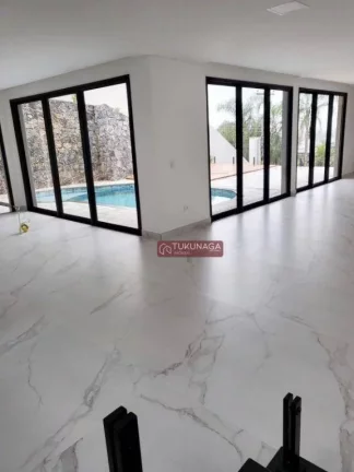 Imagem Sobrado com 3 quartos, 355 m² - venda por R$ 3.600.000 ou aluguel por R$ 20.967/mês - Caputera - Arujá/SP