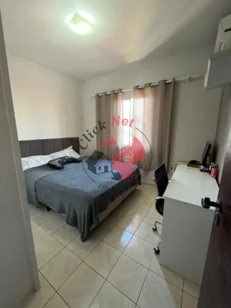 Imagem Casa assobradada , 2 casas , 1°com 3 dorms, 1 suíte, 2 vagas, 2° com 1 dorm e quintal ,bairro Jardim Las Vegas, Santo André