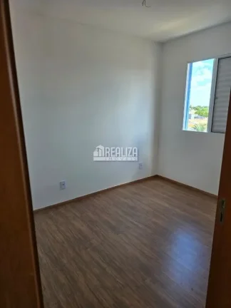 Imagem Apartamento de 2 dormitórios com piscina e portaria 24hrs no Condomínio Reserva do Lago, em Uberaba