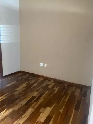 Imagem Casa à venda, 3 quartos, 1 suíte, 2 vagas, São João Batista - Belo Horizonte/MG