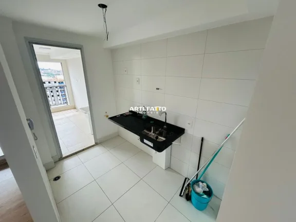 Imagem Com 2 Dormitórios(suite), 2 Vagas Fixas, 1 Depósito na Garagem ao Lado do Metrô