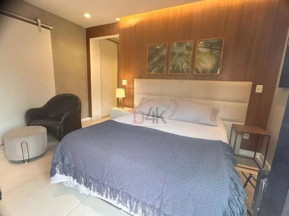 Imagem Elegante apartamento de 220m² com quatro dormitórios a venda no Campo Belo.