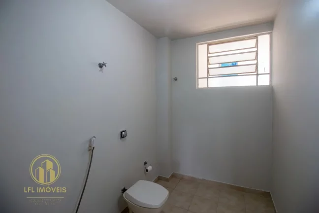 Imagem Apartamento de 153 m² na Av. São Gabriel: Oportunidade Única para Reforma no Itaim Bibi
