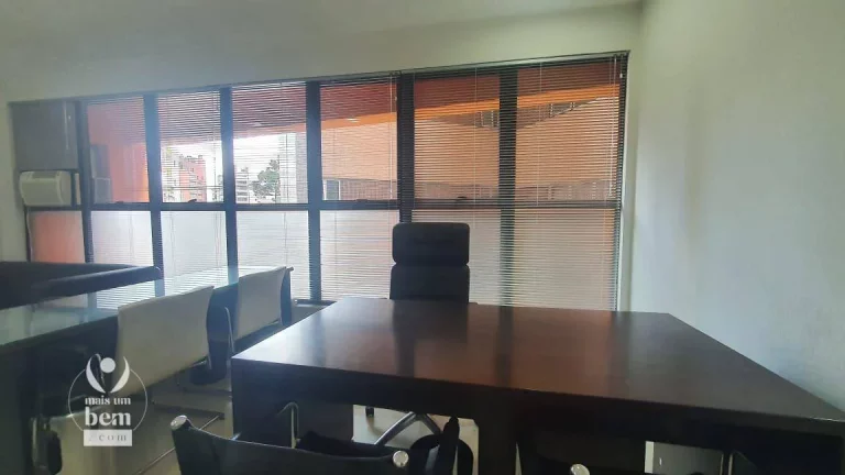Imagem Ampla sala comercial á venda por R$ 850.000 - Bigorrilho - Curitiba/PR