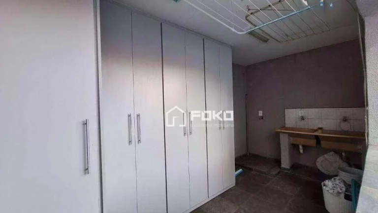 Imagem Sobrado com 3 dormitórios, 200 m² - venda por R$ 820.000,00 ou aluguel por R$ 4.200,00/mês - Jardim Santa Mena - Guarulhos/SP