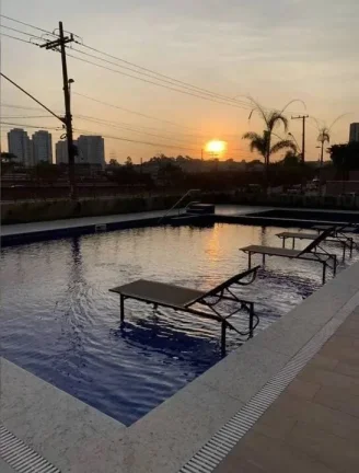 Apartamento Utimo Andar 50 m² 2 Dormitorios e 1 Vaga de Garagem