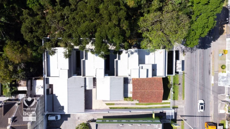 Imagem Baixou de 920 mil por 880 mil - Sobrado 160 m² com 3 quartos (1 suíte) à venda por R$ 880.000 - Boa Vista - Curitiba/PR
