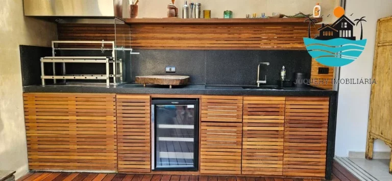 Imagem Casas a Venda em Juquehy - Canto direito, 50 metros da praia, com 4 dorm. sendo 2 suítes, piscina privativa, churra, 136M2 | Juquehy Imobiliária