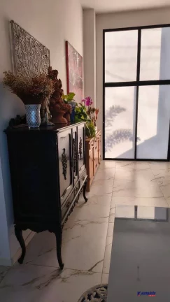 Imagem VENDO CASA DE 2 DORMITORIOS SENDO UMA SUITE CONDOMINIO FENDI - SIM