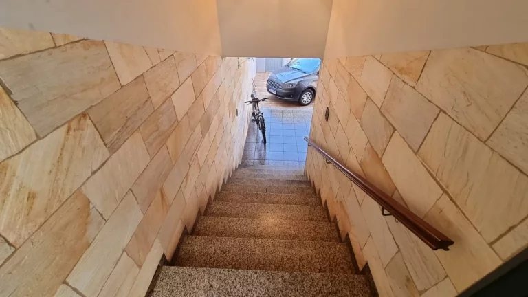 Imagem IMÓVEL Á VENDA COM FRENTE PARA A RODOVIARIA DE FRANCA/SP