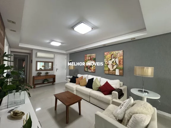 Imagem Apartamento á venda com 3 dormitórios e 3 vagas de garagem localizado no Centro de Balneário Camboriú.