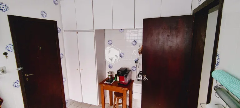 Imagem SOBRADO À VENDA COM 250 M², COM 3 AMPLOS DORMS, COM EDÍCULA AO FUNDO E VAGA PARA 2 CARROS, BROOKLIN PAULISTA, SÃO PAULO, SP