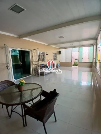Imagem Casa em Flores, 800M², 3Qtos s/ 2 suítes, piscina, poço artesiano!