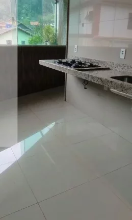 Imagem Comercial para Venda em Nova Friburgo, Mury, 2 dormitórios, 1 suíte, 2 banheiros, 2 vag