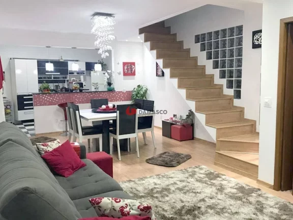 Imagem Sobrado à Venda 3 Quartos, 3 Suites, 6 Vagas, Nova Gerty, São Caetano do Sul - SP