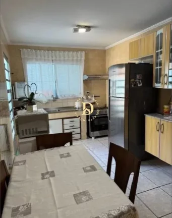 Imagem Casa - 31 de Março - SJCampos - Região Sul - 3 Dormitórios - 125m²