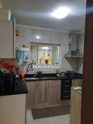 Imagem Casa com 220 m² | 3 Dorms (1 Suíte) | Piscina | 6 Vagas