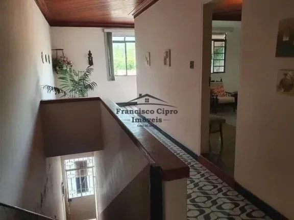 Casa à venda no bairro Pedreira - Guaratinguetá/SP