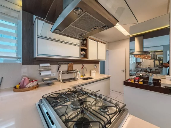 Imagem Apartamento com 3 dormitórios à venda, 132 m por R$ 3.990.000,00 - Riviera