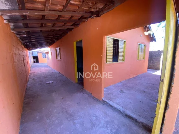Imagem Casa com 3 dormitórios para alugar, 91 m² por R$ 800,00/mês - Setor Dona Marolina - Itumbiara/GO