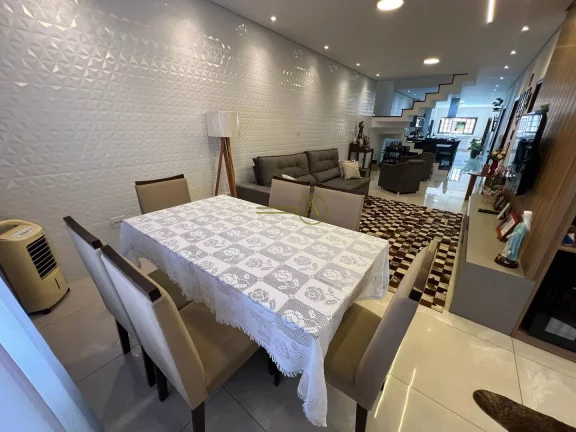 Imagem Sobrado a venda Porteira Fechada com Piscina e Churrasqueira 5 Dormitórios