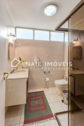 Imagem Imperdível Apartamento à venda no Itaim Bibi, São Paulo-SP: 3 quartos, 1 suíte, 2 banheiros, 1 vaga de garagem, 160m² de área.