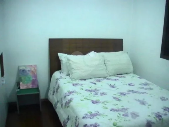 Imagem Apartamento à venda com 3 quartos, sendo 1 suíte, no condomínio Residencial Rembrandt, São Paulo - SP