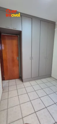 Imagem Oportunidade única: Casa em condomínio com 3 quartos e 160m² no Jardim Manoel Penna, Ribeirão Preto-SP! 2 vagas de garagem. Quer Imóvel Negócios Imobiliários!