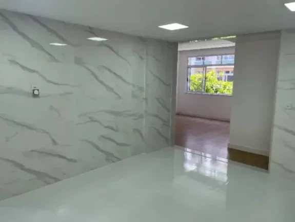Imagem Apartamento de luxo à venda em Niterói, Icaraí, com 3 quartos, 100m2