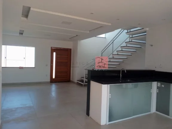 Imagem CASA DUPLEX NOVA EM CORDEIRINHO - EM FRENTE AO MAR
