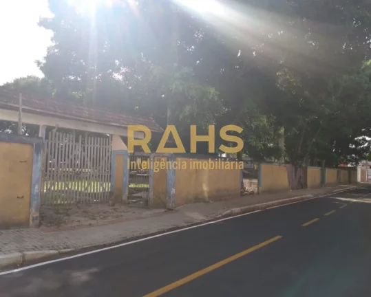 Imagem Terreno com 3.875,45 m² Em Camboriu na região Central Excelente opção para construção e para i...