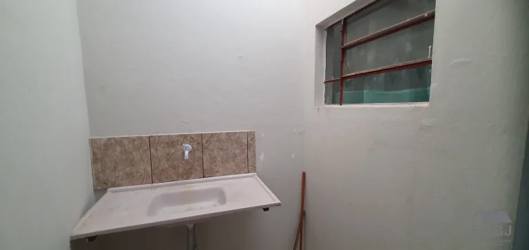 Imagem GALPAO COMERCIAL em ESMERALDAS - MG, CENTRO
