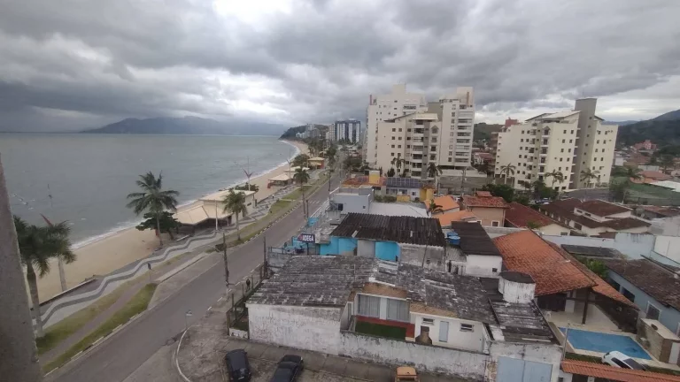 Imagem APARTAMENTO DUPLEX FRENTE MAR - PRAIA MARTIN DE SÁ -CARAGUATATUBA - LOCAÇÃO