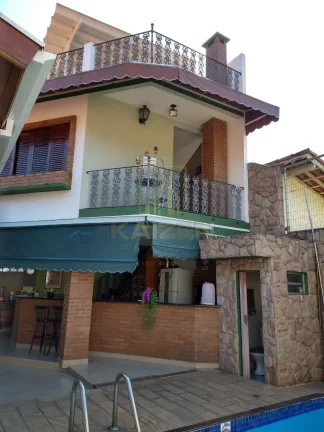 Imagem Casa com Edicula Sobradada Vista Verde