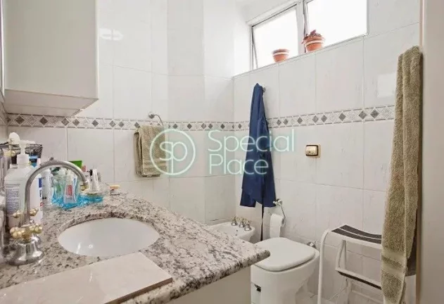 Imagem Apartamento com 175m² no Jardim Paulista Ótimo living com amplos janelões e vista para as árvore...