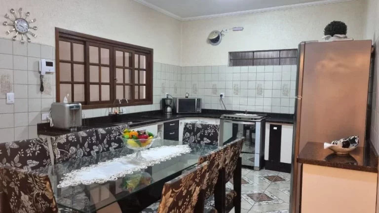 Imagem Casa com 3 dormitórios à venda, 263 m² por R$ 699.000 - Cidade Edson - Suzano/SP