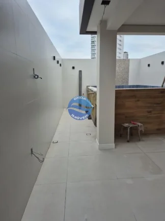 Imagem Casa duplex a venda em Santos no Embaré, nova, fino acabamento.